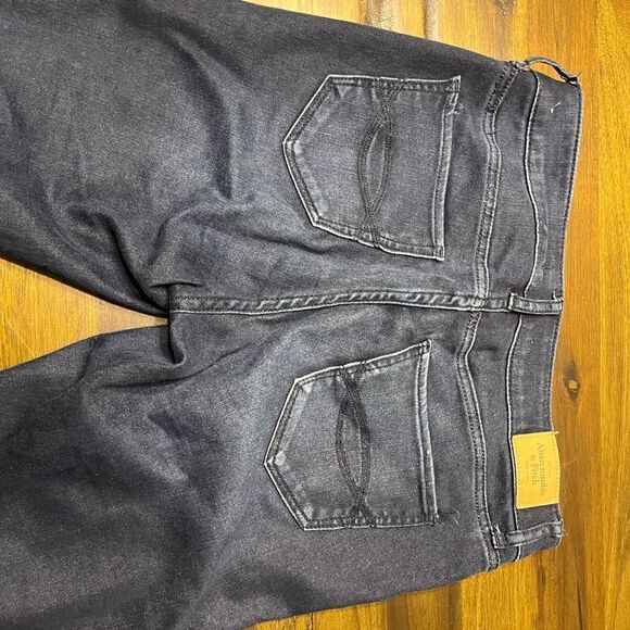 Abercrombie and Fitch Full Length Denim Jeggings, Women's Size 4 - Picture 2 of 7